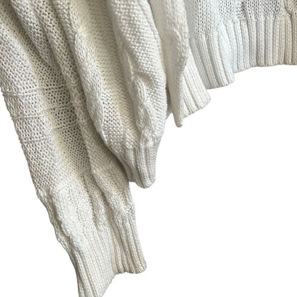 Basic‎ sweater cardigan size medium - Picture 3 of 4